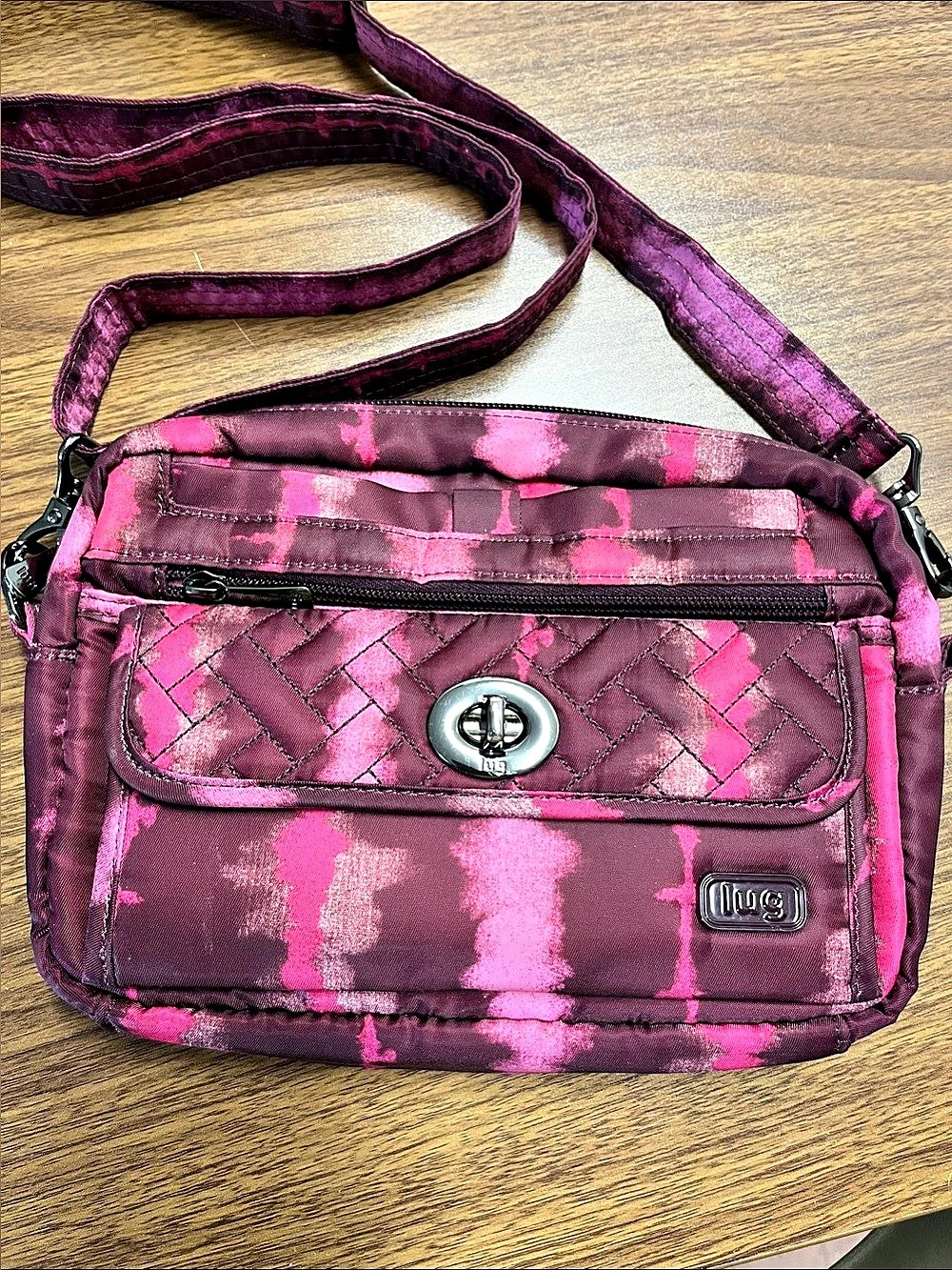 Lug Flapper SE Convertible Crossbody Bag in Purple & Pink